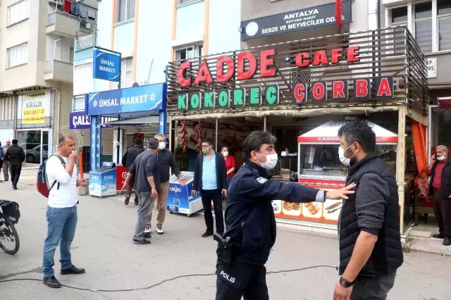 Son dakika haberleri! Kaza sonrası yaşanan kavgayı polis güçlükle ayırdı Son dakika haberleri! Kaza sonrası yaşanan kavgayı polis güçlükle ayırdı