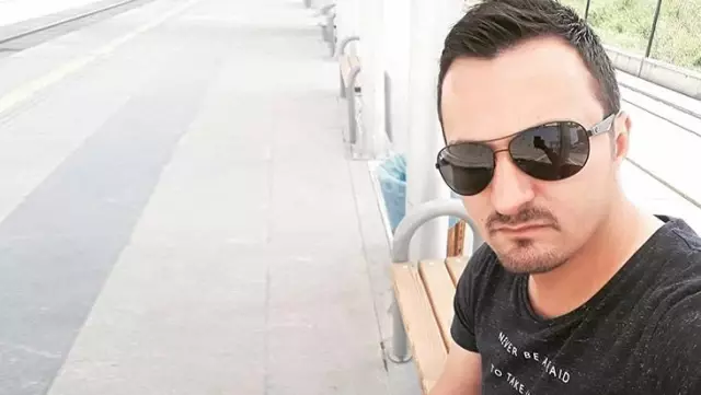 'Polis abiler bu berbat manzara için özür dilerim' diye mektup bırakıp kendini başından vurdu 'Polis abiler bu berbat manzara için özür dilerim' diye mektup bırakıp kendini başından vurdu