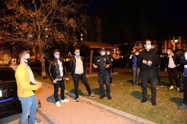 Son dakika haberi! Polisler maske ve mesafe denetimi yaptı Son dakika haberi! Polisler maske ve mesafe denetimi yaptı