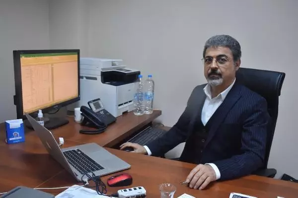 PROF. DR. HASAN SÖZBİLİR'DEN 'YATAY YAPILAŞMA' ÇAĞRISI PROF. DR. HASAN SÖZBİLİR'DEN 'YATAY YAPILAŞMA' ÇAĞRISI