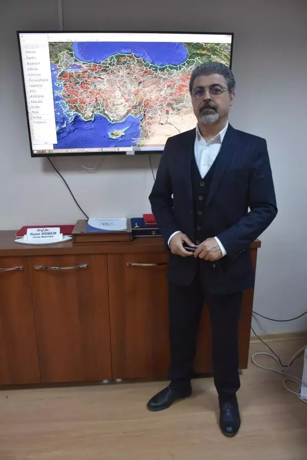 PROF. DR. HASAN SÖZBİLİR'DEN 'YATAY YAPILAŞMA' ÇAĞRISI PROF. DR. HASAN SÖZBİLİR'DEN 'YATAY YAPILAŞMA' ÇAĞRISI