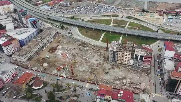 RİZE'DE BÜYÜK RİSK, YIKIMDA ORTAYA ÇIKTI RİZE'DE BÜYÜK RİSK, YIKIMDA ORTAYA ÇIKTI