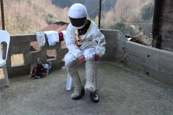 Kendilerini astronota benzeten Rizeli 4 gence Rusya'dan davet geldi Kendilerini astronota benzeten Rizeli 4 gence Rusya'dan davet geldi
