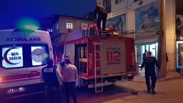 Son dakika haber: Rögara düşen kadını itfaiye ekipleri kurtardı Son dakika haber: Rögara düşen kadını itfaiye ekipleri kurtardı