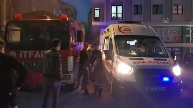 Son dakika haber: Rögara düşen kadını itfaiye ekipleri kurtardı Son dakika haber: Rögara düşen kadını itfaiye ekipleri kurtardı