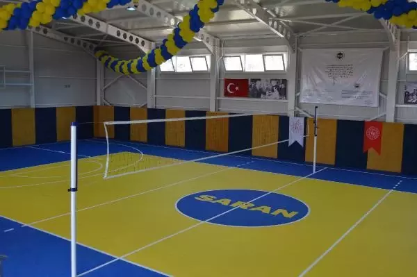 SPOR Sadettin Saran 21'inci spor salonunu Elazığ'da açtı SPOR Sadettin Saran 21'inci spor salonunu Elazığ'da açtı