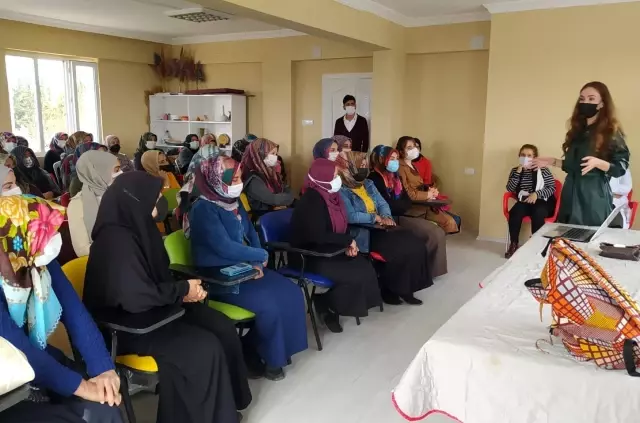 Samsatlı kadınlara sağlıklı beslenme eğitimi verildi Samsatlı kadınlara sağlıklı beslenme eğitimi verildi