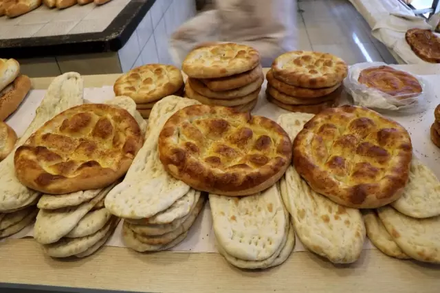 Samsun'da Ramazan pidesi fiyatları belli oldu Samsun'da Ramazan pidesi fiyatları belli oldu