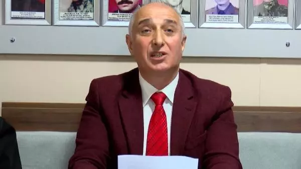 ŞEHİT AİLELERİ DERNEĞİ'NDEN EMEKLİ AMİRALLERİN BİLDİRİSİNE TEPKİ ŞEHİT AİLELERİ DERNEĞİ'NDEN EMEKLİ AMİRALLERİN BİLDİRİSİNE TEPKİ