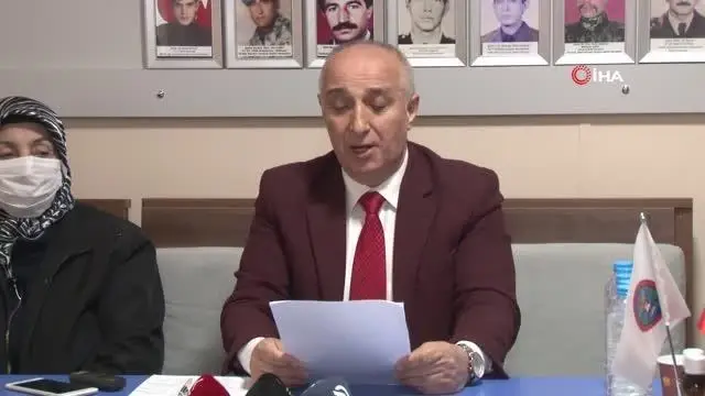Son dakika haberleri | Şehit Ailelerinden 104 Emekli Amirale tepki Son dakika haberleri | Şehit Ailelerinden 104 Emekli Amirale tepki