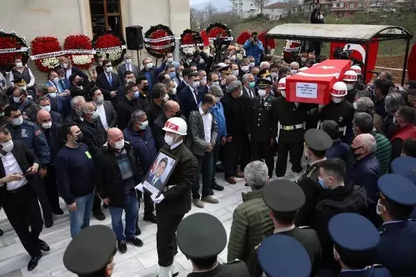 TRABZON GÖZYAŞLARIYLA TOPRAĞA VERİLDİ TRABZON GÖZYAŞLARIYLA TOPRAĞA VERİLDİ