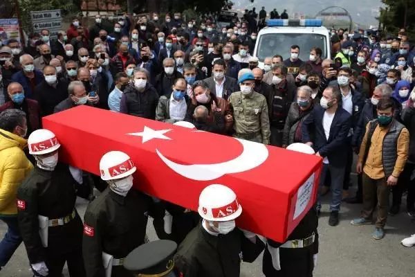 TRABZON GÖZYAŞLARIYLA TOPRAĞA VERİLDİ TRABZON GÖZYAŞLARIYLA TOPRAĞA VERİLDİ