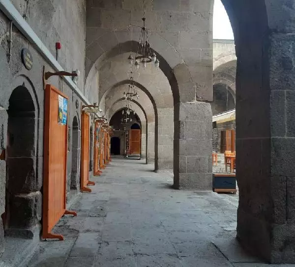 SELÇUKLU ESERİ KÜLLİYE, 783 YILDIR AYAKTA SELÇUKLU ESERİ KÜLLİYE, 783 YILDIR AYAKTA