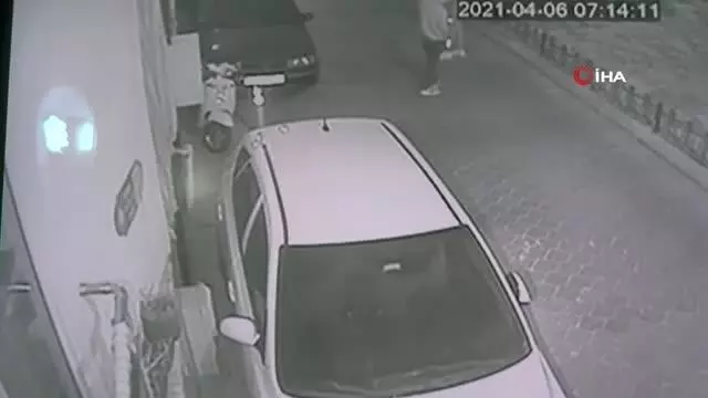 Sıfır aldığı motor 3 gün sonra çalındı...Hırsızlık anları kamerada Sıfır aldığı motor 3 gün sonra çalındı...Hırsızlık anları kamerada