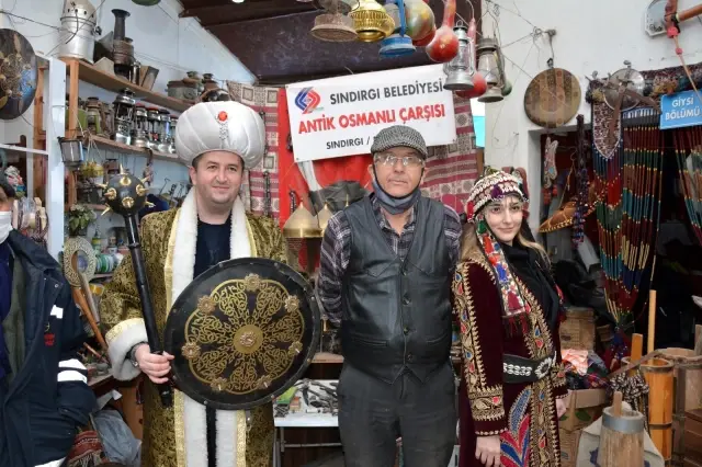 Sındırgı termalleri yaşlıların hizmetinde Sındırgı termalleri yaşlıların hizmetinde