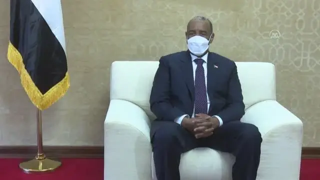 Katar Emiri Al Sani ile Sudan Egemenlik Konseyi Başkanı Burhan ikili ilişkileri görüştü Katar Emiri Al Sani ile Sudan Egemenlik Konseyi Başkanı Burhan ikili ilişkileri görüştü