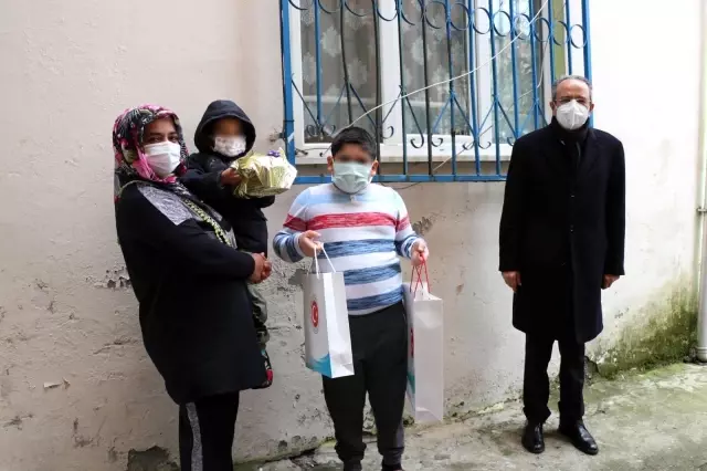 Sultanbeyli'deki çalışmalarla koruyucu aile konusunda farkındalık oluşturuluyor Sultanbeyli'deki çalışmalarla koruyucu aile konusunda farkındalık oluşturuluyor