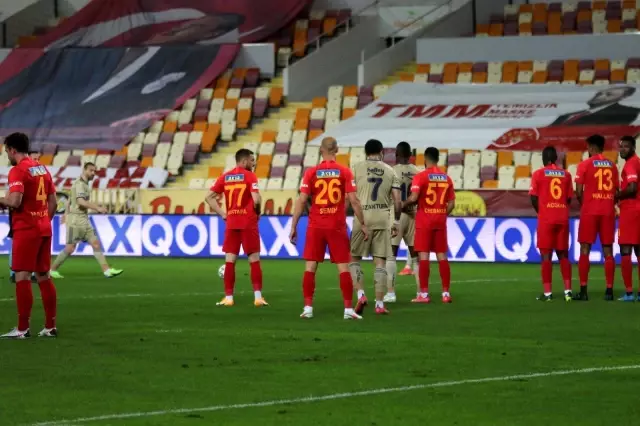Süper Lig: Yeni Malatyaspor: 1 - Fenerbahçe: 1 (Maç sonucu) Süper Lig: Yeni Malatyaspor: 1 - Fenerbahçe: 1 (Maç sonucu)