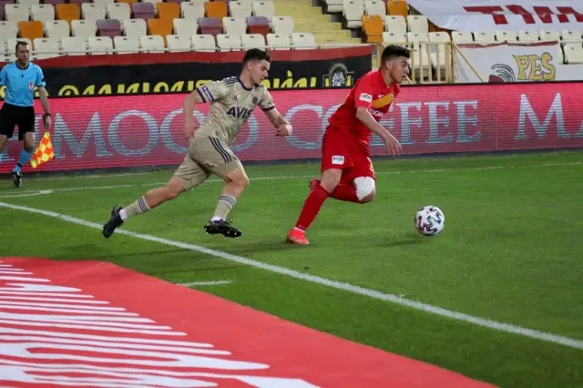 Süper Lig: Yeni Malatyaspor: 1 - Fenerbahçe: 1 (Maç sonucu) Süper Lig: Yeni Malatyaspor: 1 - Fenerbahçe: 1 (Maç sonucu)