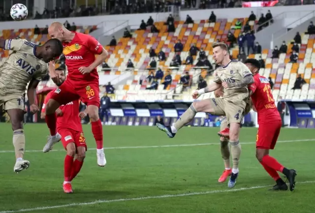 Süper Lig: Yeni Malatyaspor: 1 - Fenerbahçe: 1 (Maç sonucu) Süper Lig: Yeni Malatyaspor: 1 - Fenerbahçe: 1 (Maç sonucu)