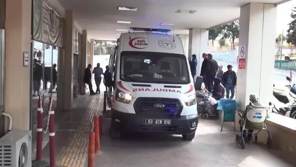 Son dakika haberi | ŞANLIURFA SURUÇ'TA AİLELER KAVGA ETTİ 8 YARALI Son dakika haberi | ŞANLIURFA SURUÇ'TA AİLELER KAVGA ETTİ 8 YARALI