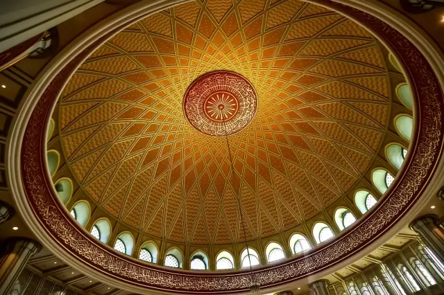 Taksim Camii Ramazan'a hazırlanıyor Taksim Camii Ramazan'a hazırlanıyor