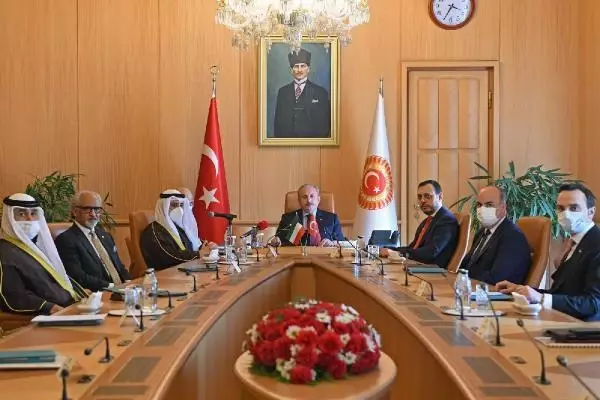 Cumhurbaşkanı Erdoğan, Kuveyt Dışişleri Bakanı El-Sabah'ı kabul etti Cumhurbaşkanı Erdoğan, Kuveyt Dışişleri Bakanı El-Sabah'ı kabul etti