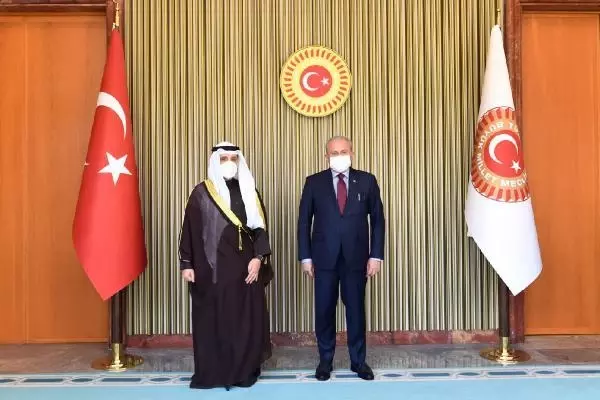 Cumhurbaşkanı Erdoğan, Kuveyt Dışişleri Bakanı El-Sabah'ı kabul etti Cumhurbaşkanı Erdoğan, Kuveyt Dışişleri Bakanı El-Sabah'ı kabul etti