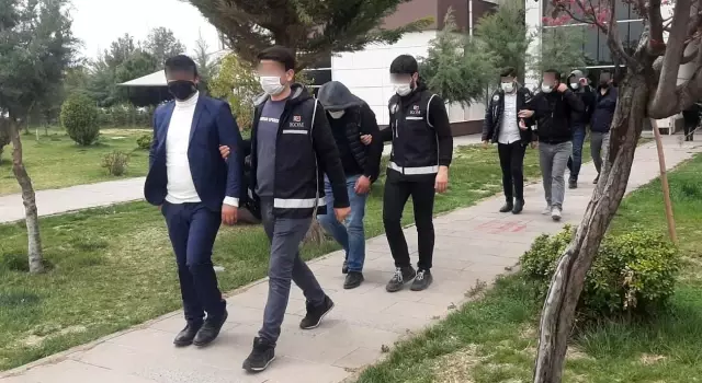 Son dakika haber! Tefeci operasyonunda 3 şahıs tutuklandı Son dakika haber! Tefeci operasyonunda 3 şahıs tutuklandı