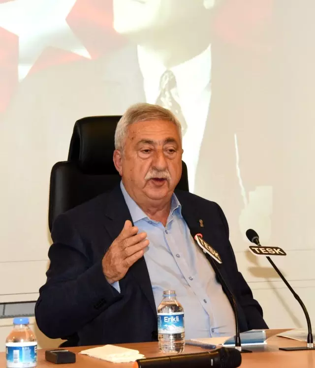 TESK Başkanı Palandöken: 'Ramazanda askıya ekmek, pide ve erzak kolisi bırakalım' TESK Başkanı Palandöken: 'Ramazanda askıya ekmek, pide ve erzak kolisi bırakalım'