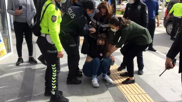 Tokat'ta provokatif eyleme 7 gözaltı Tokat'ta provokatif eyleme 7 gözaltı