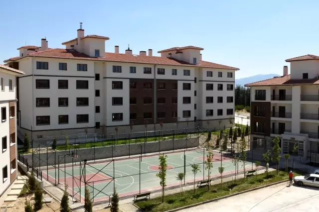 TOKİ yaptığı yatırımlarla geleceğin Denizli'sini inşa ediyor TOKİ yaptığı yatırımlarla geleceğin Denizli'sini inşa ediyor