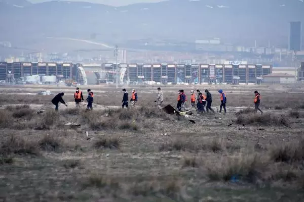 Son dakika haberleri... UÇAĞIN DÜŞTÜĞÜ BÖLGEDE İNCELEME SÜRÜYOR Son dakika haberleri... UÇAĞIN DÜŞTÜĞÜ BÖLGEDE İNCELEME SÜRÜYOR