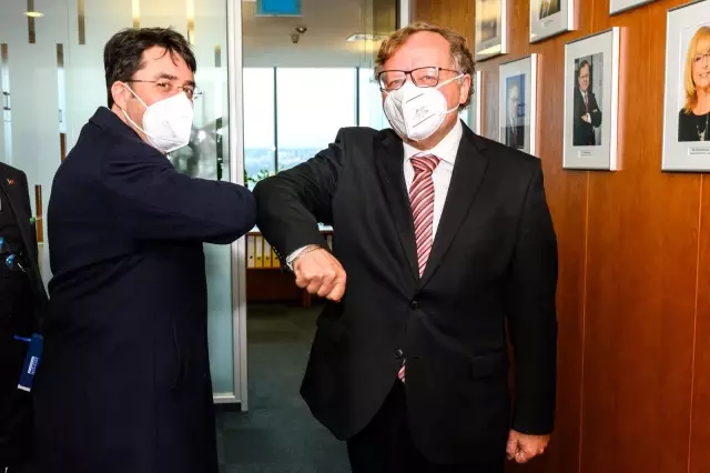 Türkiye, Avrupa Sayıştaylar Birliği Başkanlığını Çekya'ya devrediyor Türkiye, Avrupa Sayıştaylar Birliği Başkanlığını Çekya'ya devrediyor