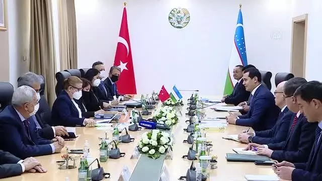 Türkiye ve Özbekistan gümrük alanındaki iş birliğini geliştirmek istiyor Türkiye ve Özbekistan gümrük alanındaki iş birliğini geliştirmek istiyor