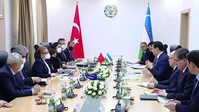 Türkiye ve Özbekistan gümrük alanındaki iş birliğini geliştirmek istiyor Türkiye ve Özbekistan gümrük alanındaki iş birliğini geliştirmek istiyor