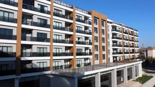 Tuzla'daki lüks site yönetiminden, vatandaşlara 'olayı basına taşıdınız' cezası Tuzla'daki lüks site yönetiminden, vatandaşlara 'olayı basına taşıdınız' cezası