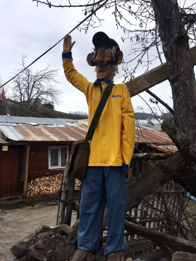 Vaka sayısı sıfır olan köyde ilginç korona önlemi Vaka sayısı sıfır olan köyde ilginç korona önlemi