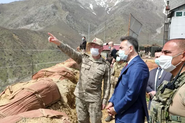 Vali Çağatay'dan Orta Kapı Üs Bölgesine ziyaret Vali Çağatay'dan Orta Kapı Üs Bölgesine ziyaret