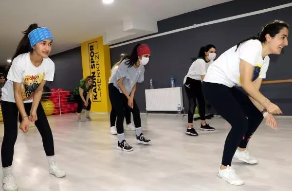 VAN'DA ZUMBA RÜZGARI VAN'DA ZUMBA RÜZGARI