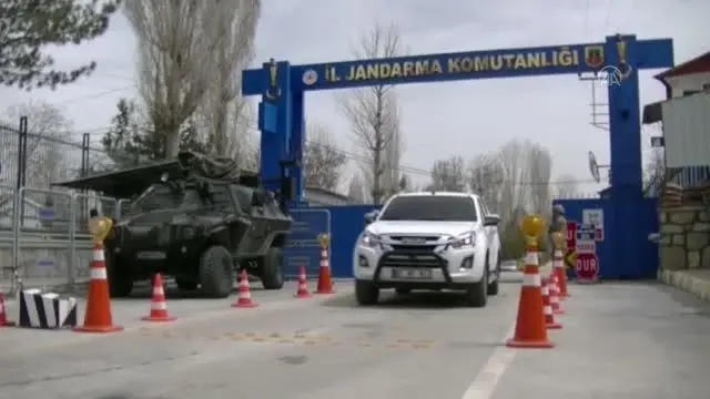 Son dakika haberleri | Van merkezli 3 ilde terör örgütü PKK/KCK'ya yönelik operasyon: 5 gözaltı Son dakika haberleri | Van merkezli 3 ilde terör örgütü PKK/KCK'ya yönelik operasyon: 5 gözaltı