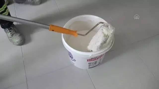 Yangında kullanılmaz hale gelen evi ilçe belediyesi onardı Yangında kullanılmaz hale gelen evi ilçe belediyesi onardı