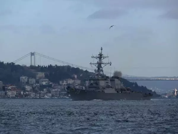 Son dakika: ABD'NİN KARADENİZ'E YOLLAYACAĞI SAVAŞ GEMİSİ DAHA ÖNCE DE BOĞAZ'DAN GEÇMİŞTİ Son dakika: ABD'NİN KARADENİZ'E YOLLAYACAĞI SAVAŞ GEMİSİ DAHA ÖNCE DE BOĞAZ'DAN GEÇMİŞTİ