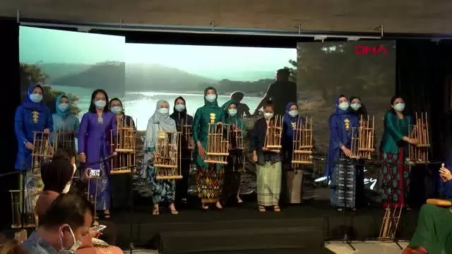 ANKARA Endonezya moda markalarından Türkiye'ye özgü koleksiyon ANKARA Endonezya moda markalarından Türkiye'ye özgü koleksiyon