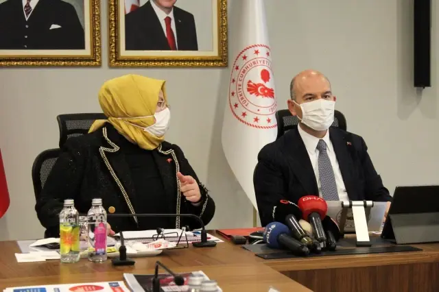 Son dakika: İçişleri Bakanı Soylu, 2020 yılına oranla kadın cinayetlerinde yüzde 21 azalma sağlandığını bildirdi Son dakika: İçişleri Bakanı Soylu, 2020 yılına oranla kadın cinayetlerinde yüzde 21 azalma sağlandığını bildirdi