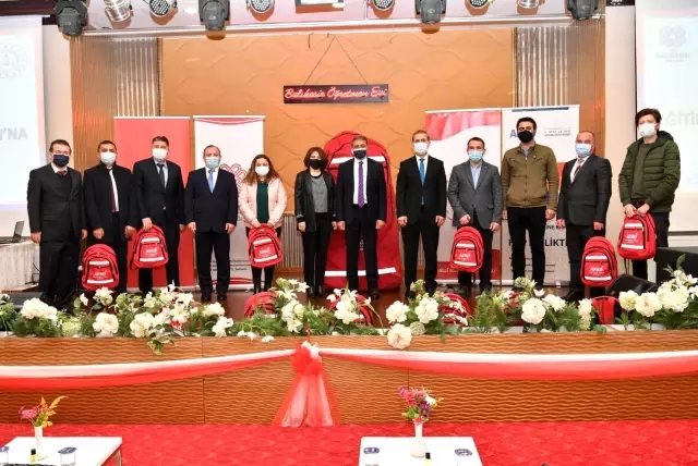 Balıkesir'de Afet eğitmenlerinin eğitimleri değerlendirildi Balıkesir'de Afet eğitmenlerinin eğitimleri değerlendirildi