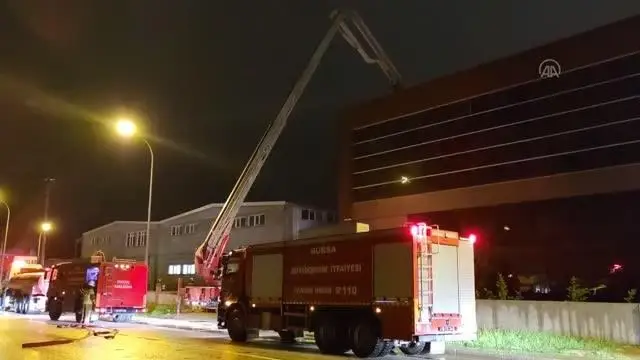 Son dakika haber... Bir tekstil fabrikasında çıkan yangın 'buhar sistemiyle' söndürüldü Son dakika haber... Bir tekstil fabrikasında çıkan yangın 'buhar sistemiyle' söndürüldü