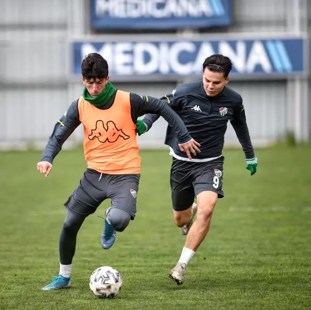 Bursaspor'da Ümraniyespor maçı hazırlıkları devam ediyor