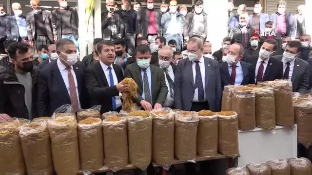 CHP heyeti tütüncülerle bir araya geldi