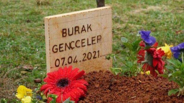 Düşen gösteri uçağında şehit olan pilotla ilgili yürek yakan gerçek! Kaza günü annesinin kendisini izlemeye gelmesini istememiş